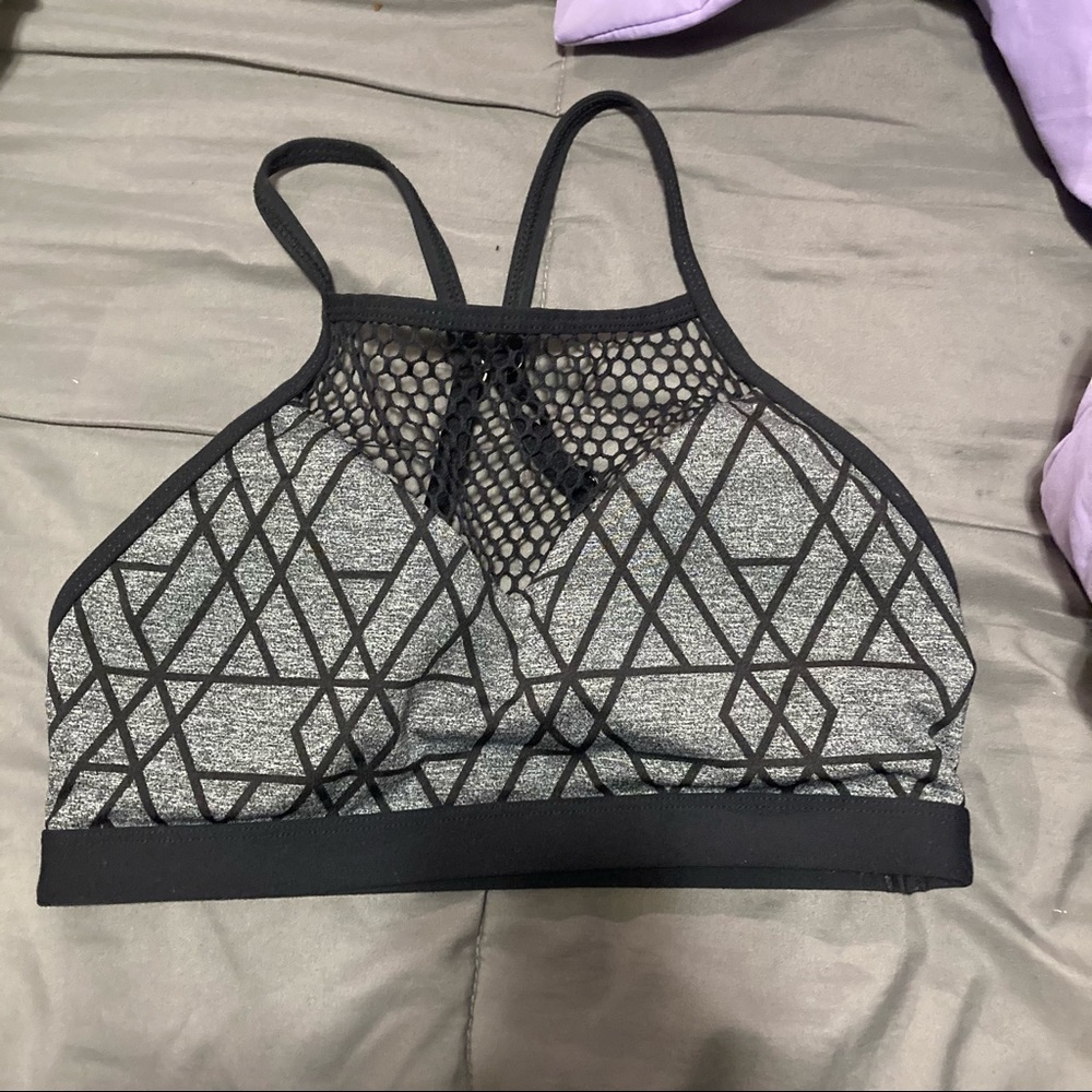 Lorna Jane dahlia sports bra
